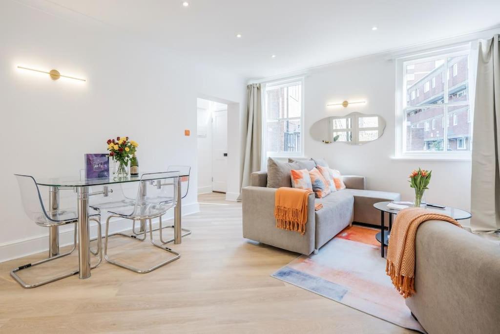 House 10 Mins To Tower Bridge Hot Tub & Parking Villa London Bagian luar foto