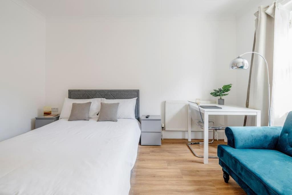 House 10 Mins To Tower Bridge Hot Tub & Parking Villa London Bagian luar foto